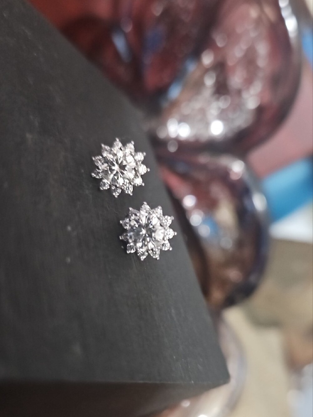 925 Sterling Silver Moissanitte Flower Stud Earrings Certified New